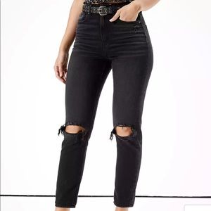 American Eagle ripped mom jeans